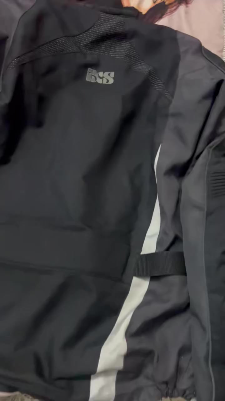 السلام عليكم قمصلة وبنطلون سيفتي كامل سعر 30
اتصال 0770004004


**إذا كنت صاحب هذا الإعلان وتريد حذفه لأي سبب، رجاءا أرسل رسالة إلى الدعم الفني**