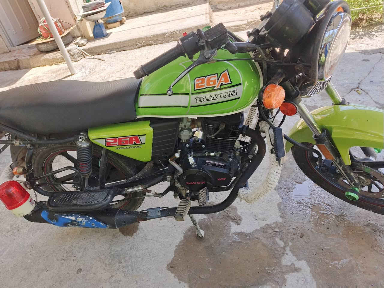 لبيع دايون نفخ موديل 24 مگينه 200 فول على اخر حبايه شوفت عينك الدراجه نضيفه حيل  السعر  1350 وبيه مجال حك الجيه  مكان قريب عله شريفة بت الحسن هاذا رقم ***********
