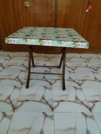 ميز طعام قلاب • نضيف • شارع 80 نجف