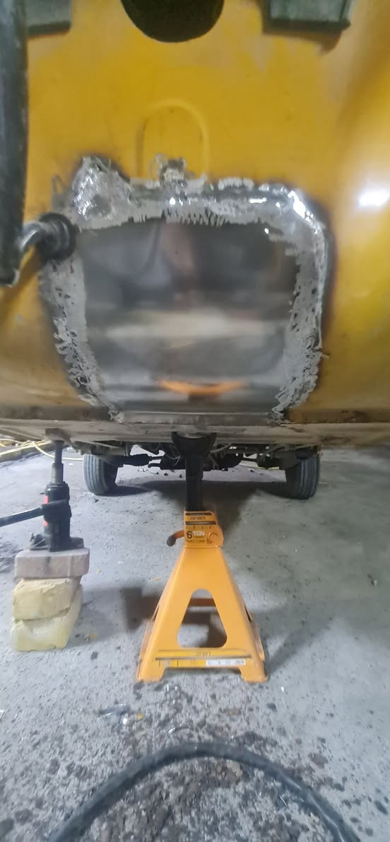 سمكره وصبغ المجر الكبير حي الشهداء قرب مدرست الفراقد ***********
