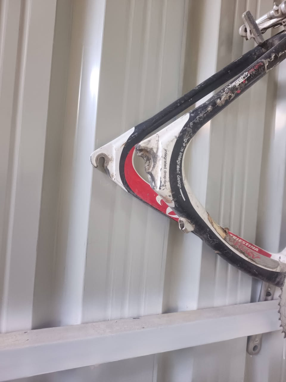 للبيع تفاصيل خاص او رقم 
***********
