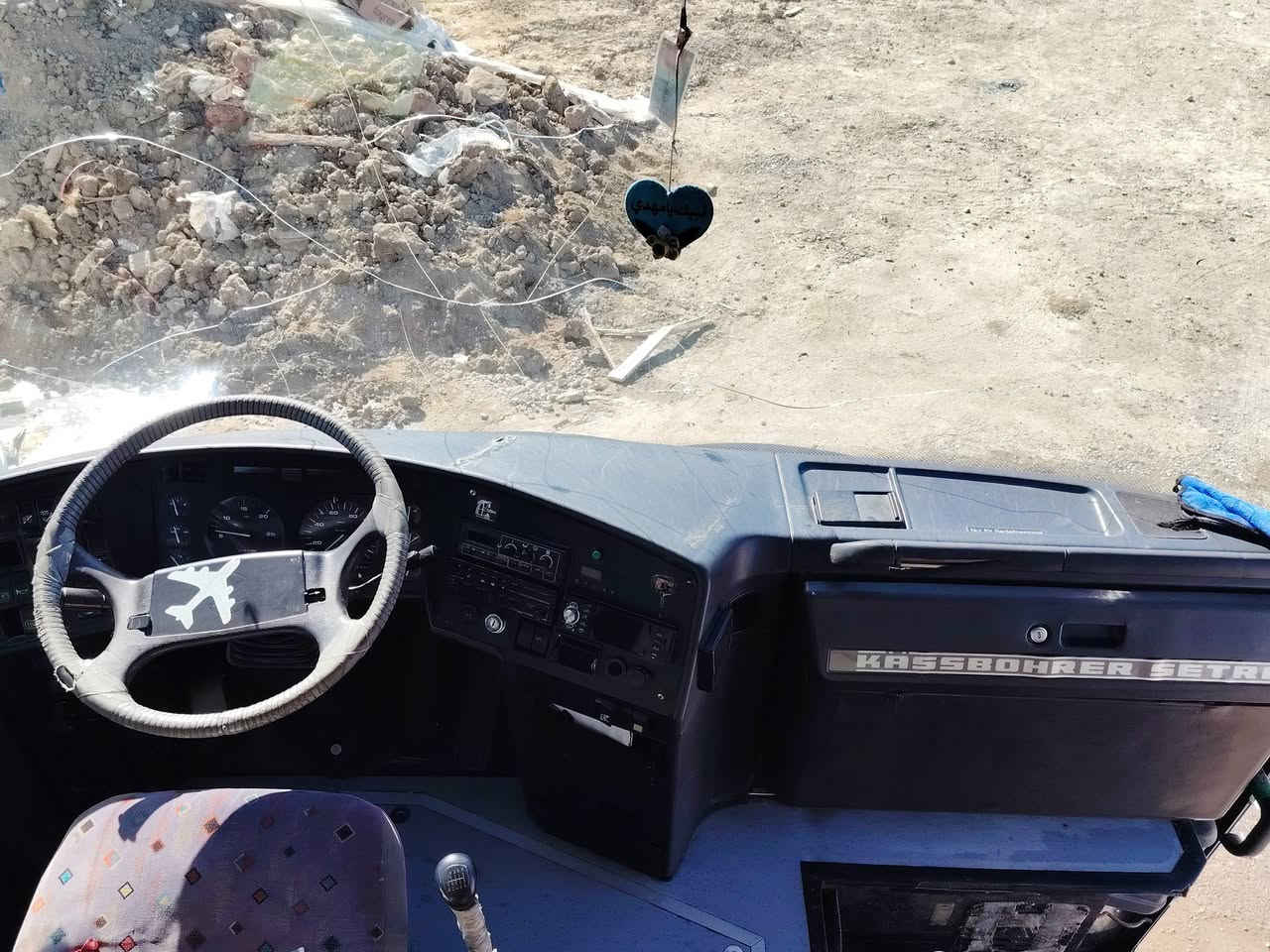 اسلام عليكم
الفينيه للبيع سياره جاهزه طخم تاير جديد حداديه جديده مكينه وكير وكسل كفاله تبريد ثلج  كهربائيات شغاله من الداعمية للدعاميه

مكانهة بابل الحمزه الغربي

سعر 

  200 وبيهة مجال

*********** خط اواتساب
