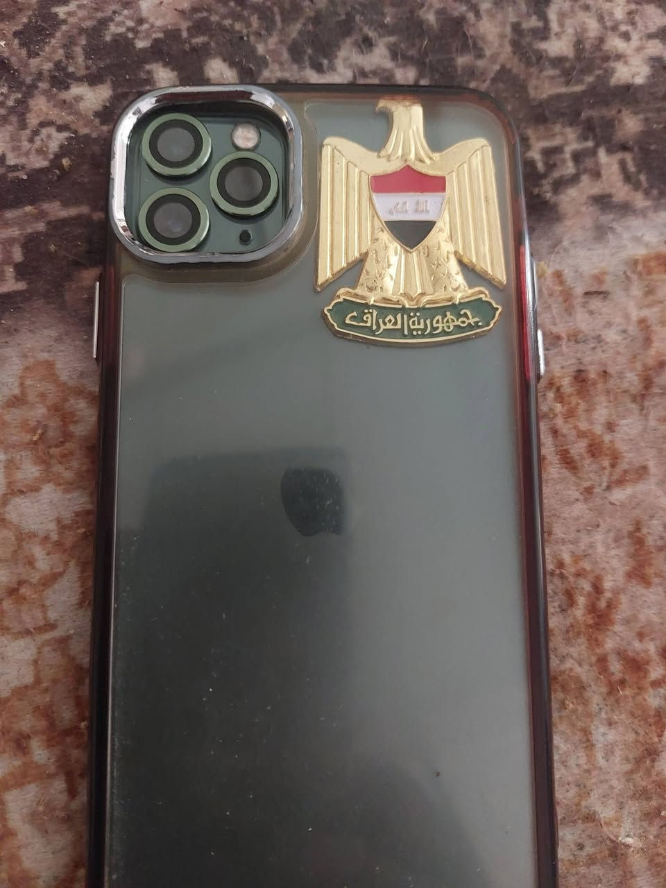 للبيع  ايفون 11برو ماكس  مبدل شاشه وبطاريه 100تلفون نضيف كلش كله شغال شلع مكان ناصريه قضاء الإصلاح سعر 300وبي مجال رقمي ***********
