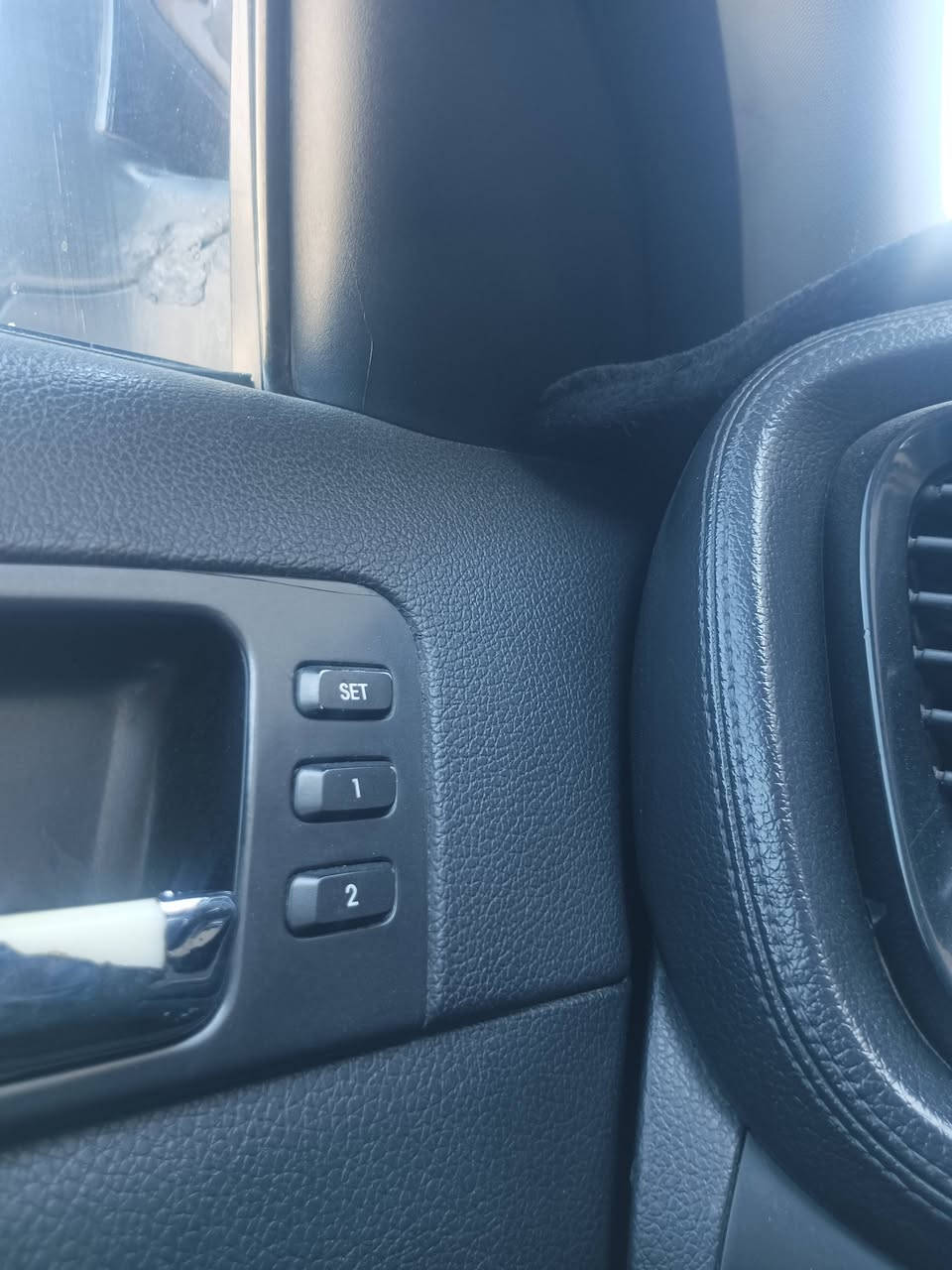 سلام عليكم 
رمضان مبارك 
اوبتما موديل 11 شكر ال12 سياره حلوه واحله من الصور ضرره 4 قطع صبغ  جيتي لاين فول مواصفات سياره مال جناي وحلوه وارد امريكي عنوان السياره الانبار الرمادي 
السعر 105 وبيه مجال للشراي *********** اتصل وبيك خير وتدلل
