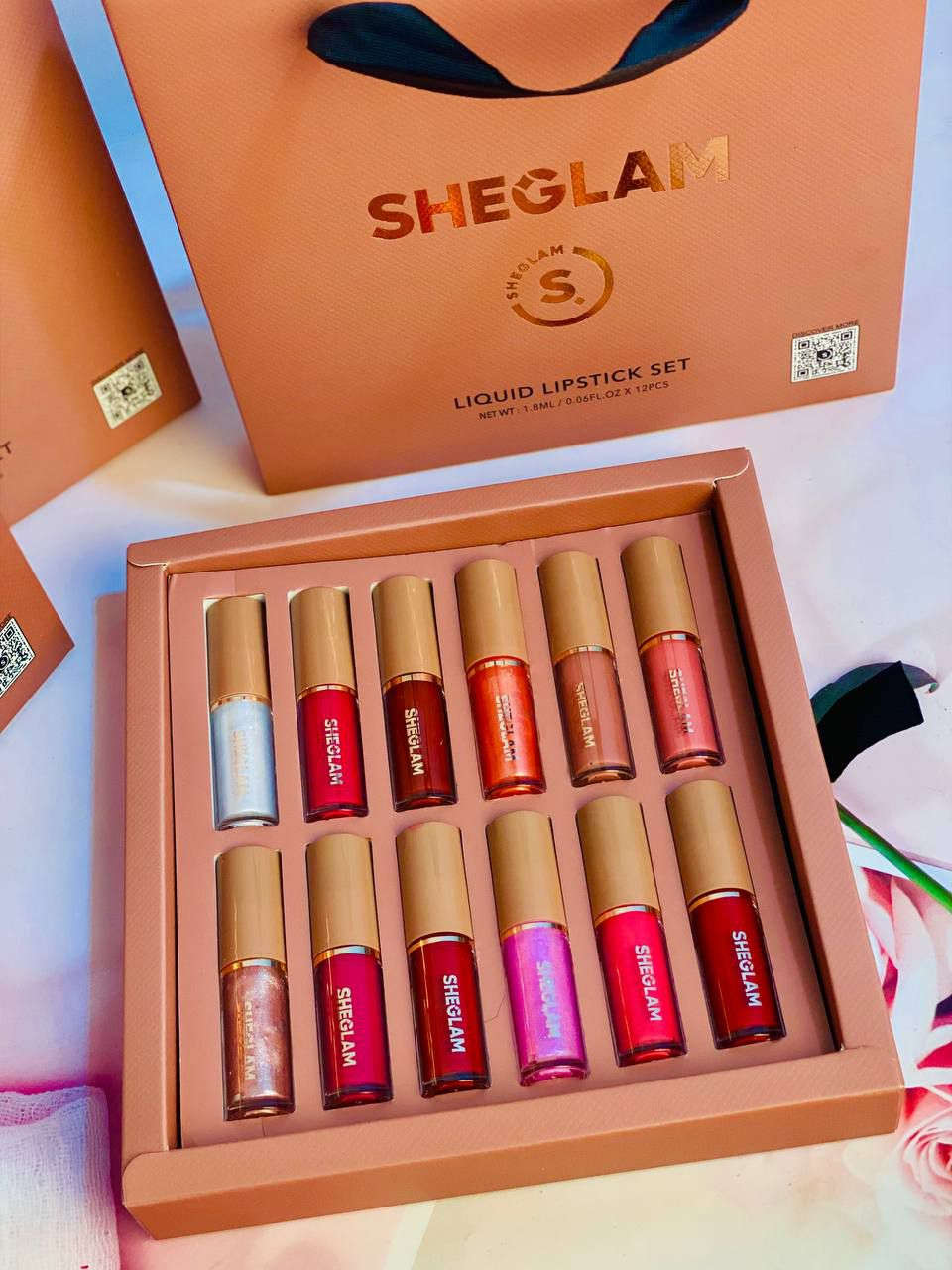 عرض العوضي مجاني لكل المحافظات 

✨ سيت حمر SHIGLAM الفخم ✨
إذا تدورين الأناقة بكل لوك… هذا السيت معمول إلج 💋🔥

💄 يحتوي على:
▪️ ١٢ قطعة كاملة 😍
▪️ حمر مات: لون ثابت وناعم وما ينشف الشفايف 💕
▪️ حمر كلوس: لمعة حلوة تعطي امتلاء وجاذبية ✨
▪️ Mirror Gloss: لمعة مراية تخلي شفايفج تلمع بشكل يخبل 💎

🌈 ألوان متنوعة تناسب كل الإطلالات
🌸 من اللوك الناعم اليومي للجريء للسهرات
💖 ثبات + ترطيب + شكل أنيق

🔥 سيت متكامل يغنيج عن أي حمر ثاني
🔥 اختيار مثالي للهدية أو الاستخدام اليومي


**إذا كنت صاحب هذا الإعلان وتريد حذفه لأي سبب، رجاءا أرسل رسالة إلى الدعم الفني**