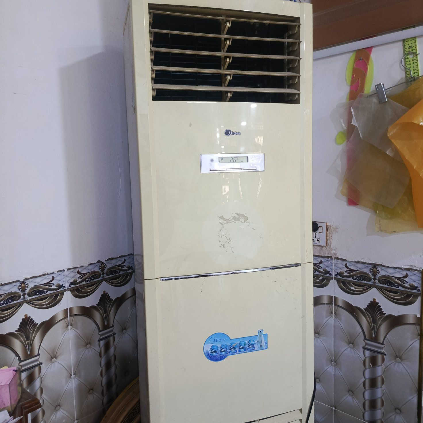 سلام عليكم سبلت ميديا 3 طن شغال ب700 وبيه مجال كاونتر تسكام شغل درجه اولى بمليونين وبيه مجال مكينه خياطه شغاله ب100 وبيها مجال. غساله كلش نظيفه 300 وبيها مجال


**إذا كنت صاحب هذا الإعلان وتريد حذفه لأي سبب، رجاءا أرسل رسالة إلى الدعم الفني**