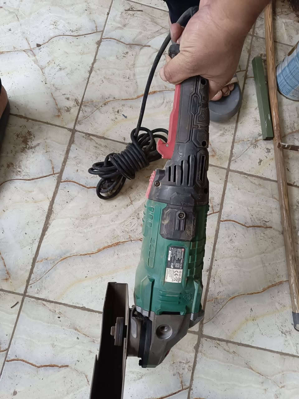 السلام عليكم مغسله حجم صغير مال مكانات ضيقه  سعره مع البوري25 الف جديده،/كوسره بارك سايد مال باله تشتغل بس اتراوح سعره 30وبيه مجال، الكوسره ولديل بيهن عطل ثنينهن 25 وبيهن مجال للعلم يشتغلن بس بيهم عطل ***********
