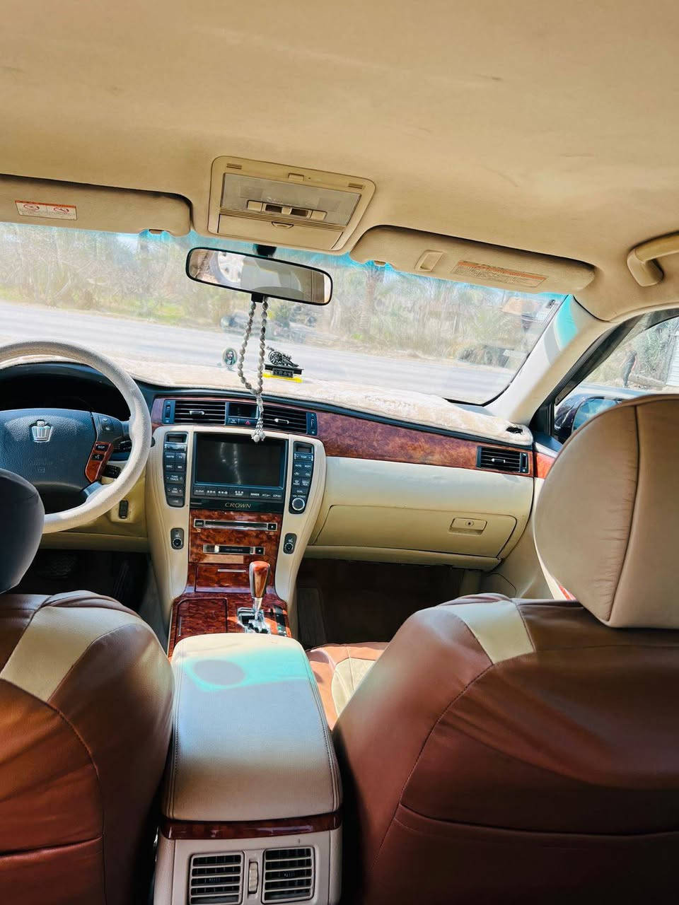 سلام عليكم ورحمه 
لبيع شاهينه كفاله عام
شاصي 82
لون كرزي جمال مضروب نانو سيراميك
كير محرك حداديه تبريد كفاله
ويل رياضي  +تخم. تاير جديد
سياره فول بطن لخير من عدا الفتحه سقف
داخل عسلي 
سياره رقم بصرا بسمي مداور وين ما عجبك 
السعر 153 وبيه. مجال  
مكان سياره حله بابل
لهاتف ***********
