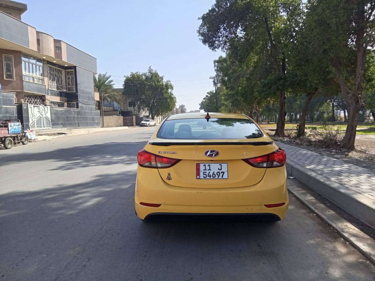 السلام عليكم النترا موديل ٢٠١٤وارد أمريكي صور حادث منشور السياره جديد وجاهزا مكينه وكير وحداديه وتبريد مكفولات مكينه ١٨٠٠دوش رقم جديد نكليزي هيئه غرامات مصفرا العنوان بغداد الامين الثانيه شارع نواب السعر ٩٢وبيه مجال شي بسيط الهاتف *********** كير عدي
