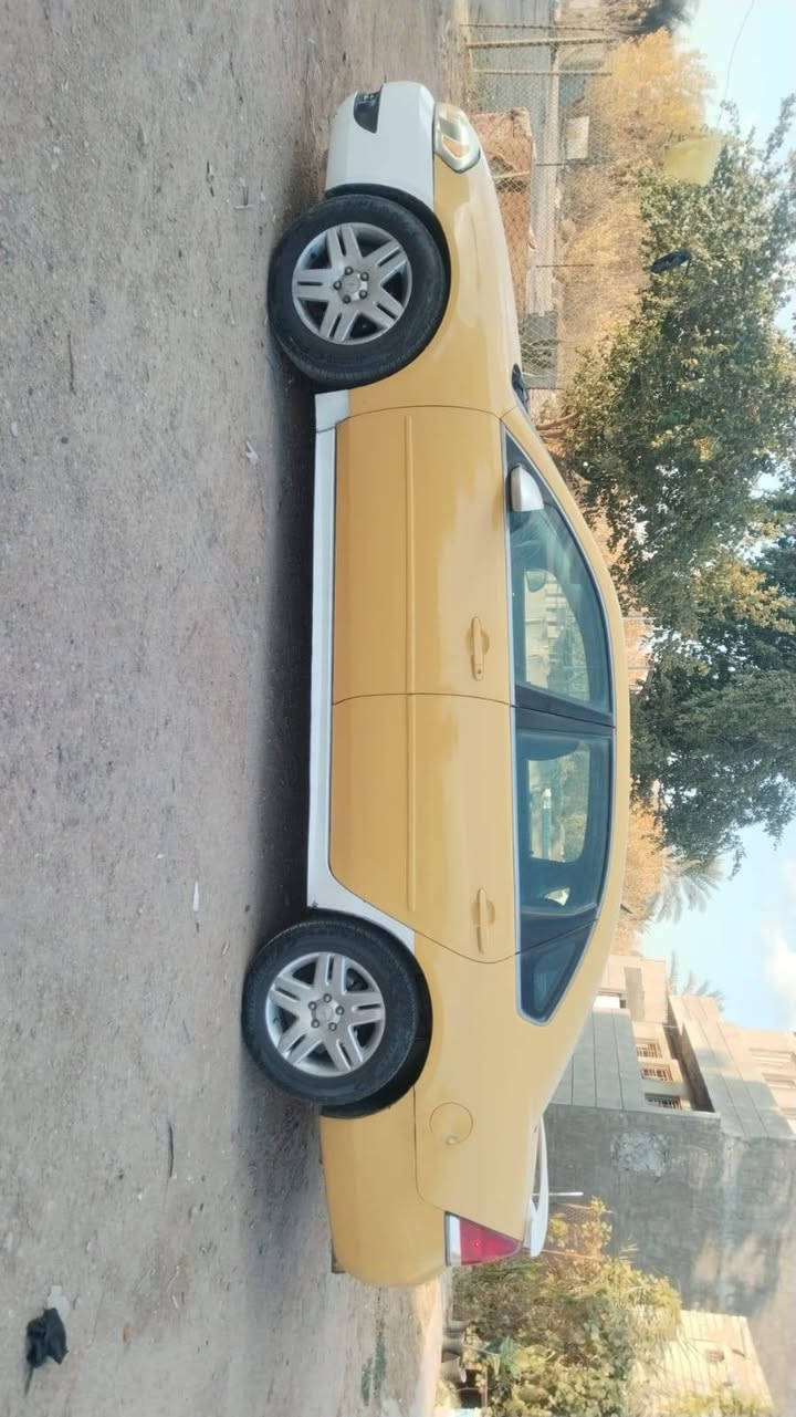 السلام عليكم
 امبالا 2012 مكينه 3600 فول مواصفات مكينه وضفيره وباتري جديد حادثها جاملغ خلفي أيمن بدون دواخل بغداد
السعر 60 وبيها مجال الزعفرانيه للاتصال ***********
