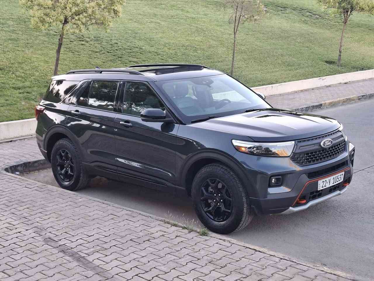 بسم الله الرحمن الرحيم
‏Ford Explorer 2022 Timberline 4WD
السياره مرقمه جاهزة هزة رقم سنوية جديد بسمي السيارة 

الموديل : 2022

اللون :  مميز

 العداد :  45مايل

السعر : 268

 حجم المحرك : 4 سلندر (2,3L تيربو )
حادثها اخت كلين فقط راس البنيد بيها شويا صبغ بدون دواخل بشرط ماباقي مكفوله من كولشي بشرط رقم شاصي موجود 

المواصفات : Timberline

فتحة سقف بانوراما 
دبل اكسل 4WD
بصمة تشغيل 
كاميرة امامية و خلفية( 360 )
بصمات ابواب 
كراسي جلد لون زيتوني 
كراسي امامي تدفئة 
كراسي خلفي VIP تدفئة 
صندوق كهربائي  
كشنات كهربائي 
كشنات خلفي كهربائي
كشنات تدفئة 
كشنات خلفي تدفئة 
ستيرن تدفئة 
حساسات امامي وخلفي 
تشغيل عن بعد 
بصمة ترحيب 
عدد المقاعد (7) راكب 
رادار  وحساس امامي وخلفي
كشافات 
بريك بصمة Auto stop  
دبل صالنصه
بعد هواية مواصفات السيارة حيل نضيفة جاهزة مابيها اي نقص بشرط كير محرك تبريد كهربايات كله بشرط هزة رقم سنوية  جديد بسمي السيارة مكاني سليمانية سعر 268مجال للطيبين  للإستفسار اكثر اتصل ***********
