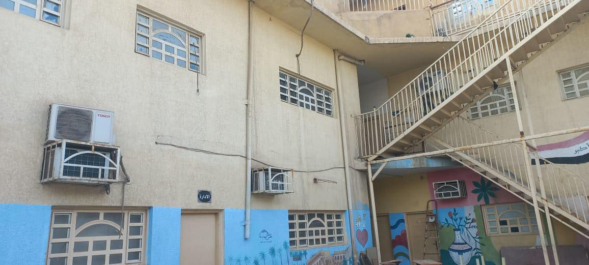 بنايه للايجار ٣٧٠ م٢ ثلاث طوابق في الجزائر العباسيه تصلح مجمع شركات او مقر شركه او شركة توصيل أو شقق سكنيه .. توجد ساحه كراج داخل مساحة البنايه للإستفسار التواصل مع :
***********
***********
