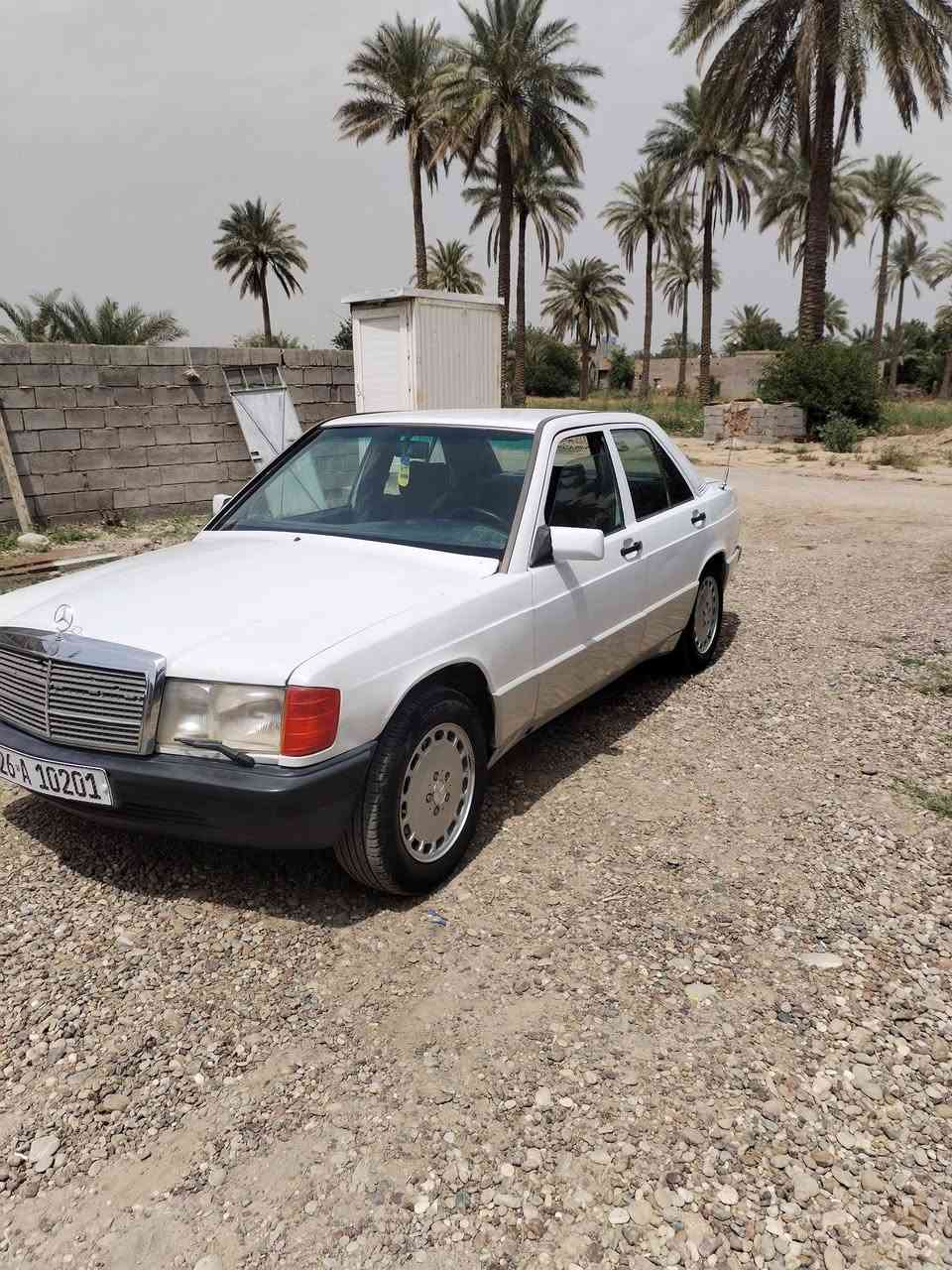 السلام عليكم مارسيدس ١٩٠ بلاد بدون صبغ وضربه محرك ٤ ونجي كير اتوماتيك وارد خليجي تخم تاير جديد ادامه منضومه بانزين كامله دهن جديد موديل ٩٠ رقم مميز جانت صدامي واني حولتها دولي تحويل مباشر سنويه وهزه جديده تبريد كامل بس البوري مكسور كمبريسر شغال فان شغال تدفه شغاله رقمي *********** /*********** خابر وتدلل سعر ٥٠ وبيها مجال
