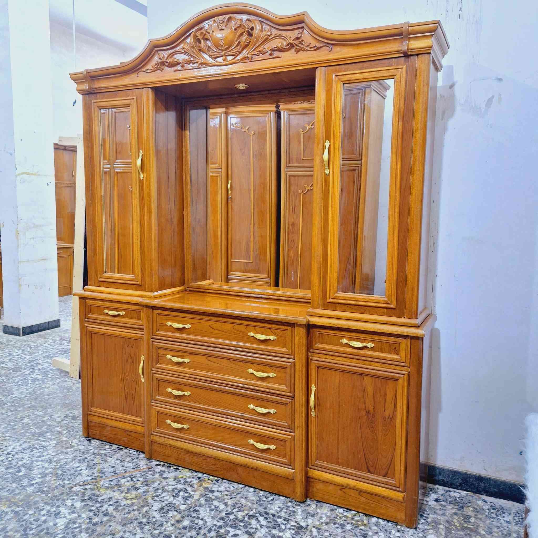 غرفه مسرح رئاسي متتكرر اخت الجديده للإستفسار ***********
