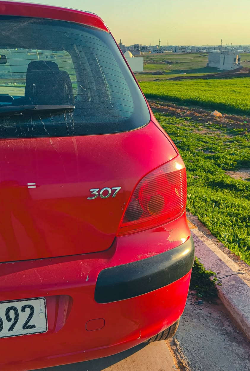 أسعد الله أوقاتكم
بيجو 307 2005 للبيع محرك وگير وكهربائيات شرط
. محرك 1.6
. گير أوتو
. باور ستيرين
. تبريد وتدفئة شغالين
. كوبون بانزين
. رقم نينوى مسطرة إنكليزي 
. الشرعي موجود شرط تحويل 
. ضررها جاملغ يسار جهة السايق مبدل + دوسة اليمين تحتاج صبغ
. باتري جديد + حدادية كاملة مشتغليها جديد
السعر 57$ ورقة وبيها مجال للطيبين.
للاستفسار ***********
