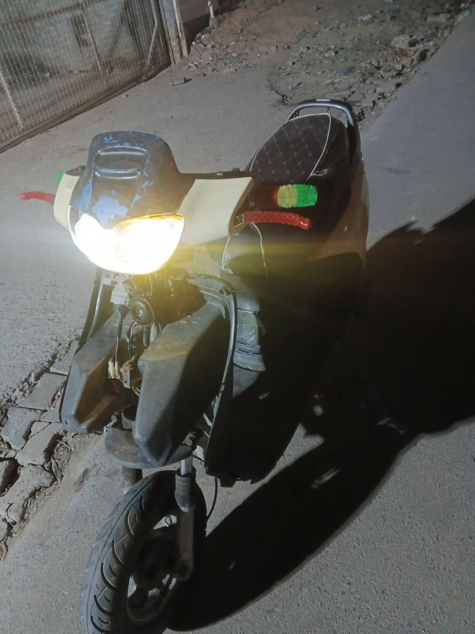 سلام عليكم دراجة للبيع دراجة حلوة عوزهة بس كفر كدام شراي يتصل على الرقم ***********
