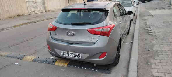 السلام عليكم النترا موديل 2014 رقم بغداد بسمي ماشيه 90 الف السونار موضح كلشي وصور الحادث السياره نظيفه جدا السعر 83 ورقه العنوان بغداد الجديده شارع المسبح
الاتصال ***********
