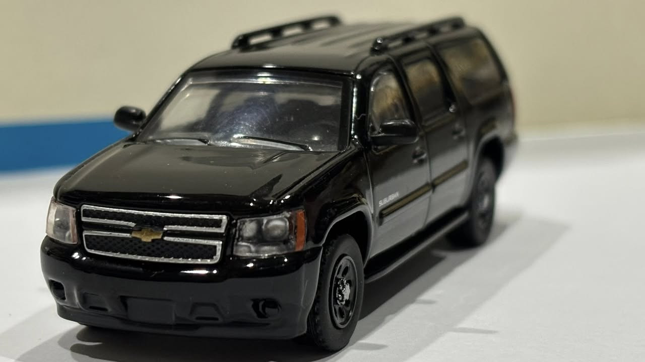 Chevrolet Superban 

يأتي معها درع 😍

حديد بالكامل 
الحجم 1:64
صناعة شركة 596

السعر 24 الف ونصف فقط 🔥 

يتوفر توصيل لجميع محافظات العراق 🤩💙

 📍العنوان / شارع فلسطين - خلف المستشفى العالمي 
مكتبة الأمين للحجز و الاستفسار على الرقم او مراسلة الصفحة ***********
#مصغرات #سيارات_مصغرة #بغداد
