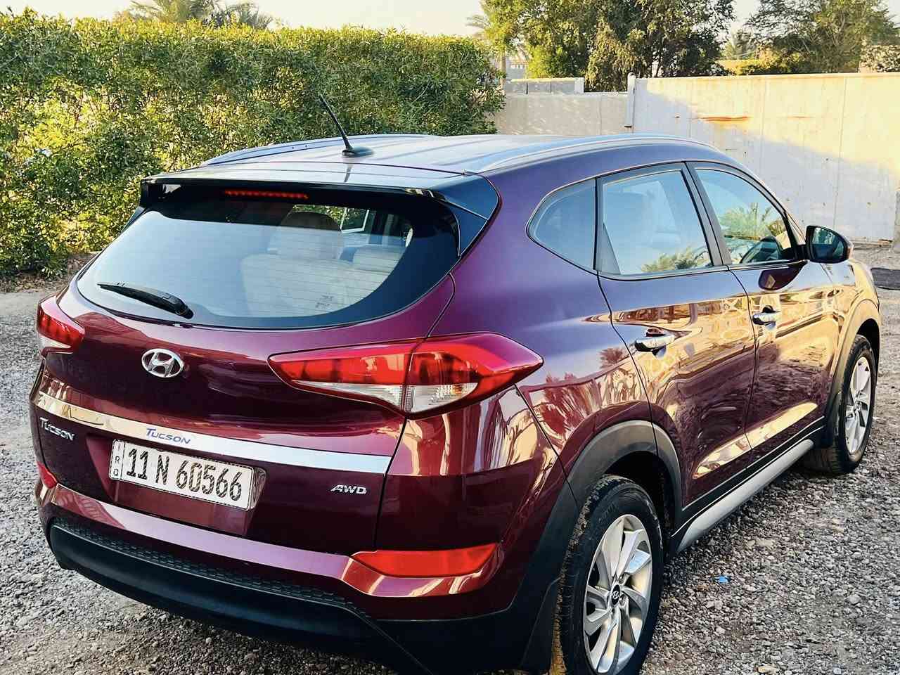 توسان مديل 2017
أمريكيه حادثه جاملق امامي وبنيد 
تخم تاير تبريد صدر جديد 

كشن كهربا 
رقم جديد بسمي 

العنوان تقاطع النهروان جسر ديالى 

لاستفسار ***********
