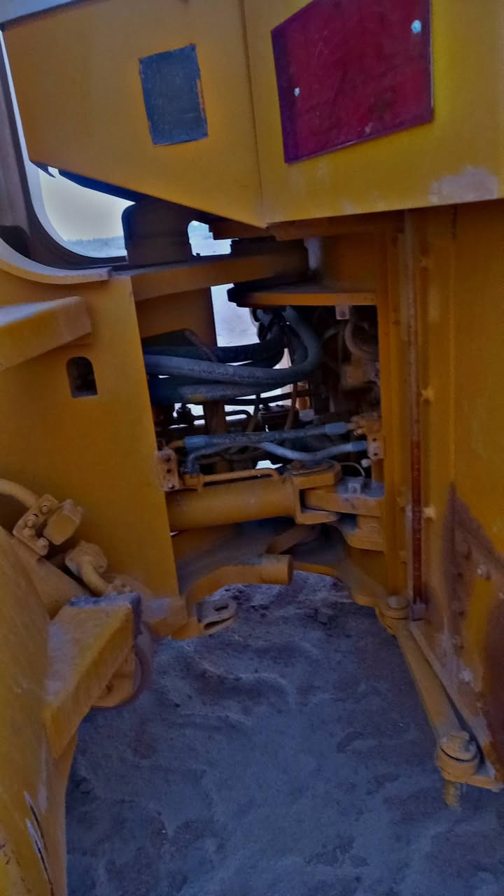 سلام عليكم شفل داش تو ابو الجنط مو ديل ٨٩ محرك نيسان رقم نجف شفل جاهز من كهربائيات زوج تايرات ستوني شادهن عرضه ٢٨٠ وبيه مجال وهاذء رقمي  ***********
