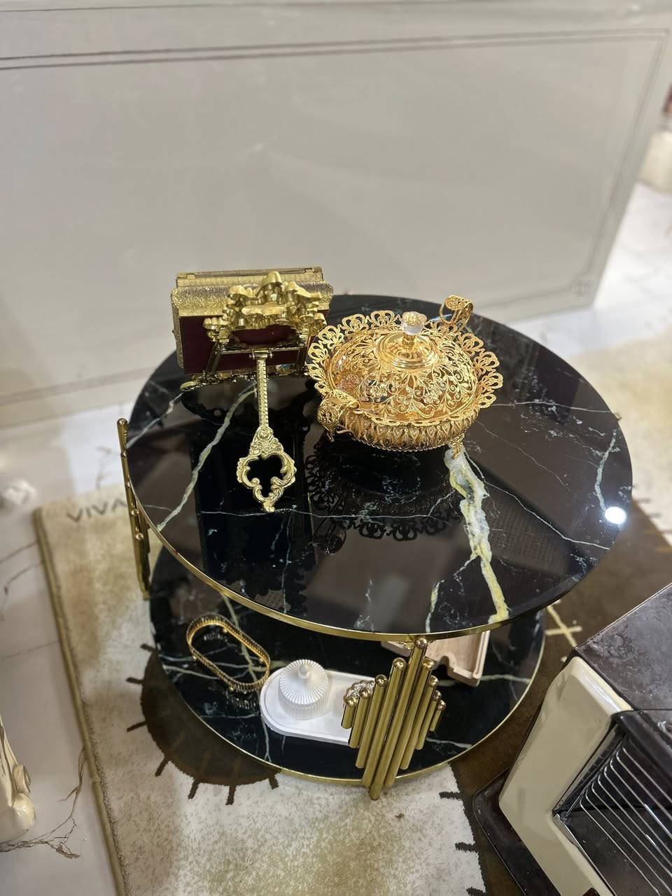 سلام عليكم تخم قنفات تركي درجه اولى قنفه كبيره مع ٤ كرسي  جديد ابيعهم لان مساحه ماعندي اريدهم ٣٠٠ قفل مع الطبلات وبالعافيه على الي ياخذهم


**إذا كنت صاحب هذا الإعلان وتريد حذفه لأي سبب، رجاءا أرسل رسالة إلى الدعم الفني**