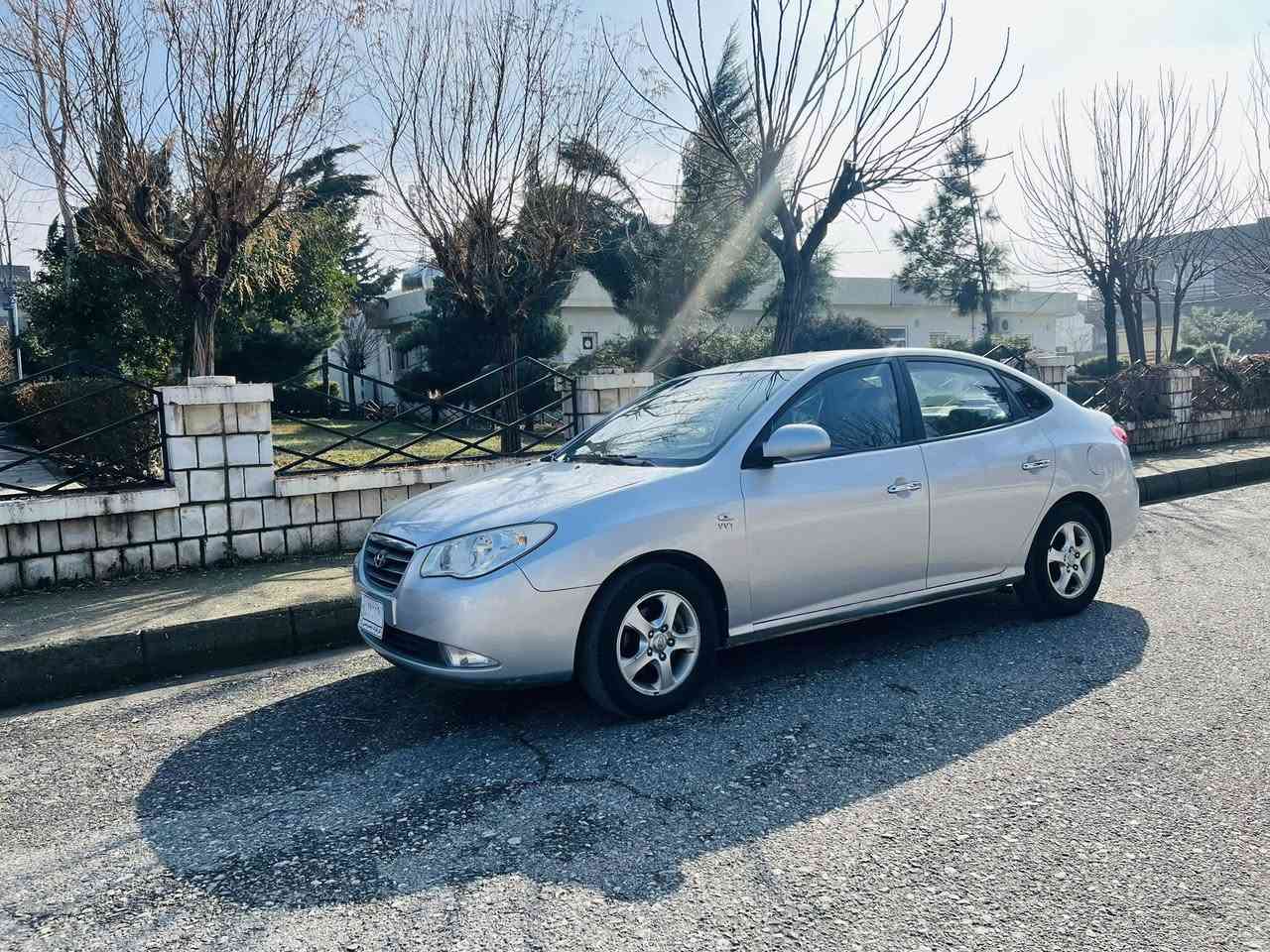 هۆندا 2007
نرخی خوار بازاڕ
مەکینە بجوکی دکشن بەرز
گێڕومەکینە بەشەرت
بێ دەعم ولێدراو
سەیارەکە نمونەیە لەجوانی
کامل مەسروف کراوە
***********
***********
شوێن:قەلادزێ
