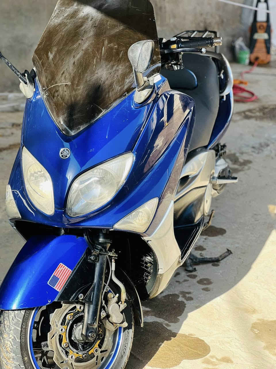 سلام عليكم
تي ماكس ٢٠٠٨
مكينة مكفولة منل فتح 
دراجة خير من اللة 
مكاني كربلاء 
***********
