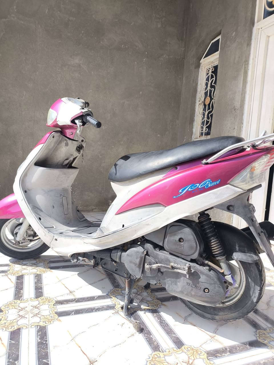 سلام عليكم للبيع ماكس منغولي كفاله عامه ما ناقصه برغي جديده بمعنى الكلمه سعر 900وبيه مجال عنواني قضاء الهلال تواصل خاص او على رقم ***********
