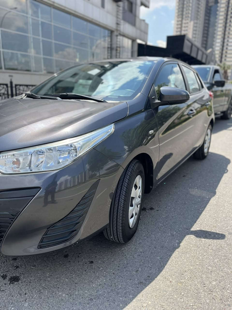 تويوتا يارس موديل ٢٠١٩ صفري شه ريكه هه وليره هيج سبخ ليدراوي نيه ٦٥ هه زار رويشتيه. هيج مشكيله ي نيه كير مكينه  به شه رط هه زه ي نويه. زينكه و ريگاو بان تا مانگي ٦ نويه واتس اب ***********
