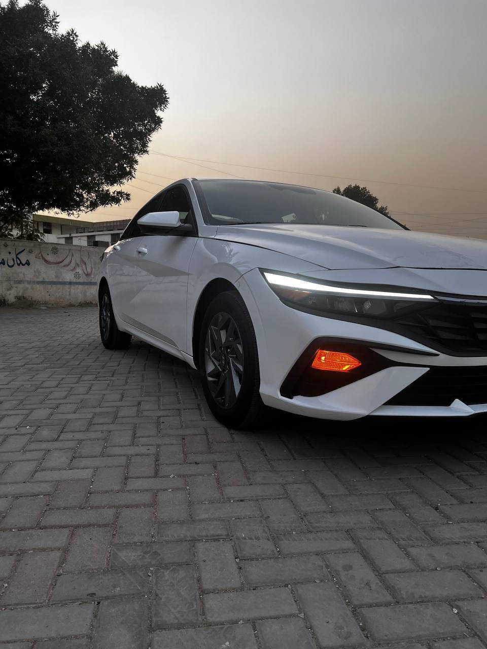 دخول جديد
النترا موديل 2024 وارد كندي 🇨🇦 بدون ايرباك وبدون دواخل 
حادثها مقدمت البنيد وراجع بارد باقي السياره كلها مكفوله كفاله عدا حادثها  اكو فديو بالمنشور مكان التصليح 
——–———————
بدون رقم  رقم فحص تترقم جميع المحافظات  عدا القليم منفيس باسمي عنواني بغداد الحبيبيه 
مواصفات 
————————
بصمه
وادار امامي خافي جانبي
كامره خلفيه
تحكم ستيرن 
قياده ذاتيه تحديد مسار 
٣ انضمه قياده 
الحادث بالمنشور بارد فقط بالبنيد 
الباقي كله مكفول 
ممشا السياره 31 ميل 
السعر ١٥٧ $ وبيها مجال 
هـ***********
