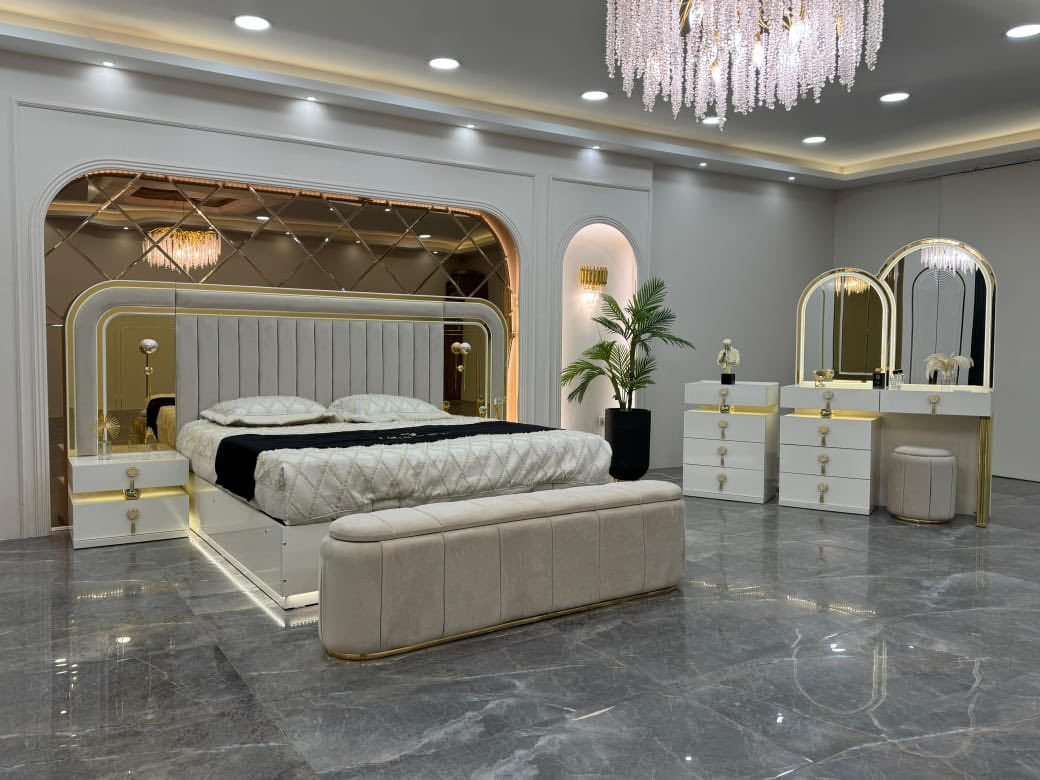 الى اهلنا في مدينة الحلة♥️
يعلن معرض رويال للغرف التركية والاثاث المنزلي والمكتبي عن توفر كل الاحتياجات المنزلية والمكتبية من الاثاث وغرف النوم
▪️ميز بلازما (فلات ، ستاند)
▪️كنتور 2و3و4 باب تركي فقط
▪️طبلات بكافه الاحجام والاشكال
▪️غرف نوم كافيه الاحجام والاشكال
▪️غرف اقتصادية شبابيه
▪️تتوفر غرف تتكون من 5 قطع الى 10 قطع بكافة الاحجام والاشكال
▪️ميز طعام بكافة الأحجام والاشكال
🔶 يتوفر نظام الاقـ.ـساط لحاملي بطاقة الرافدين 
- للاستفسار الاتصال : *********** - *********** او واتساب
#العنوان/ حلة باب المشهد مقابل مصور بشير مجاور مصرف
الرافدين.
