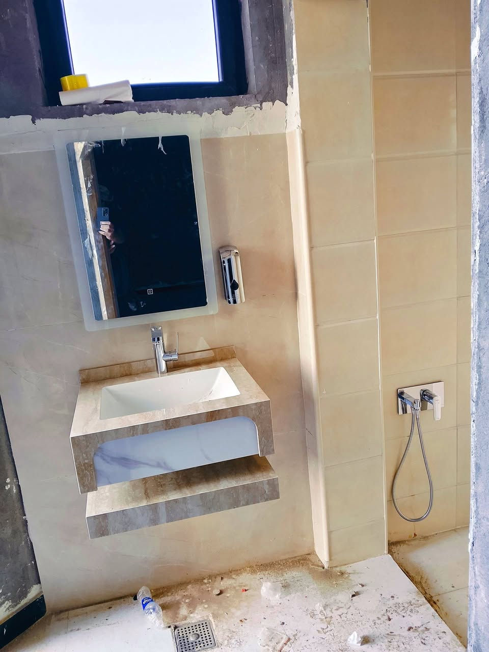 تأسيسات صحيه عامه ماء ومجاري وصيانه لكافه الدور السكنيه والدوائر الحكوميه انشالله عمنه ينال اعجابكم نعمل بدقه عاليه لتواصل واتساب *********** 
#ماء
#مجاري
#ماء_ومجاري
#سباكه
#صحيات_عامه
