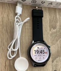 ساعه ذكيه • مع توصيل