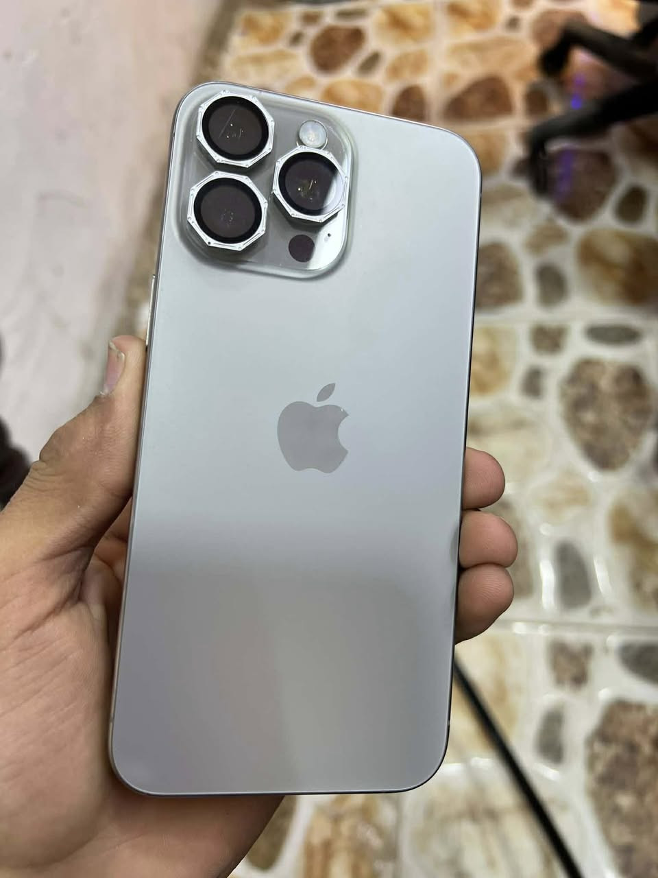 السلام عليكم مكاني كربلاء
ايفون 15 برو ماكس
الجهاز ماسترAAA
ذاكرته 256
بطاريه 86
الجهاز فقط مبدل شاشه
فيس ايدي شغال
الجهاز يخبل شخط ما بي نضافه ١٠٠/١٠٠
البيع
بدون ملحقات
سعره 800
راسلني وتدلل انزلك🤍


**إذا كنت صاحب هذا الإعلان وتريد حذفه لأي سبب، رجاءا أرسل رسالة إلى الدعم الفني**