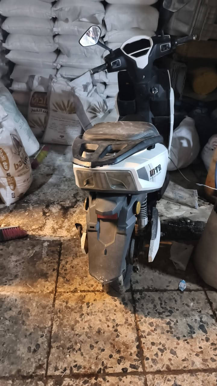 دراجه شحن البيع جديده وسعر مناسب فقط واتساب ***********
