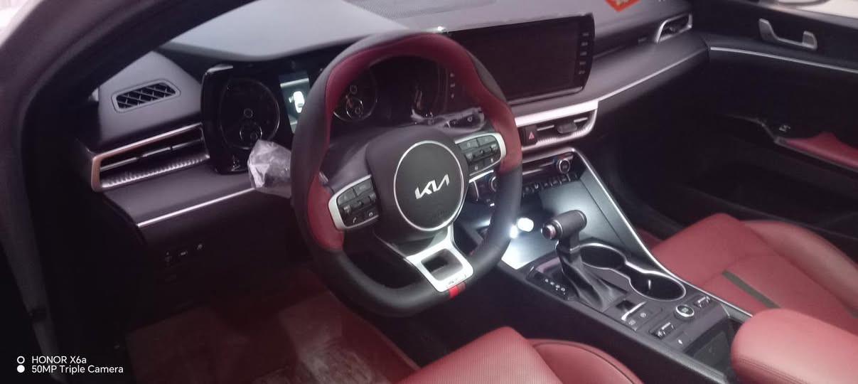 السلام عليكم للبيعَ او مراوس كي5 موديل 2024 ماشيه 30 جي تي لاين فول رقم كربلاء بنراما نقط عمياء بصمه محرك 1600تيربو      كشنات حار بارد تحكم ستيرن تشغيل عن بعد قياده ذاتيه كرسي كهرباء رادار امامي كامرا خلفيه ترحيب شاحنه وايرليس بدون يرباك 5 انضمه شاشه كار بلي كامرا دوارا   بجم سليم  بدون حادث وبدون يرباك صور الحادث داخل المنشور رقم الهاتف ***********
