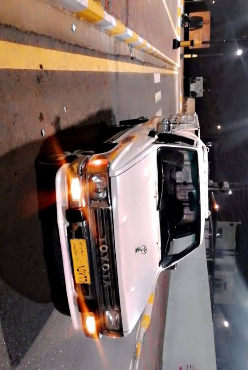 السلام عليكم
تيوتا هيلوكس موديل ٨٨ للبيع
المكان الرمادي الملعب 
السعر ٥٥ ورقة وبيها مجال 
للاستفسار ***********
