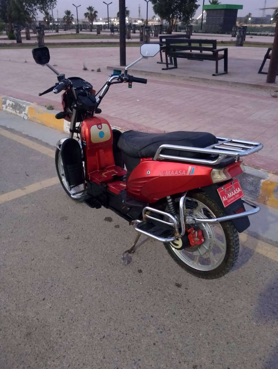 دراجه هارلي للبيع سعر 400وبيه مجال للشراي بطاريات تخم جديد عل فحص وان ميعجبك افحص للستفسار ***********.  ***********
