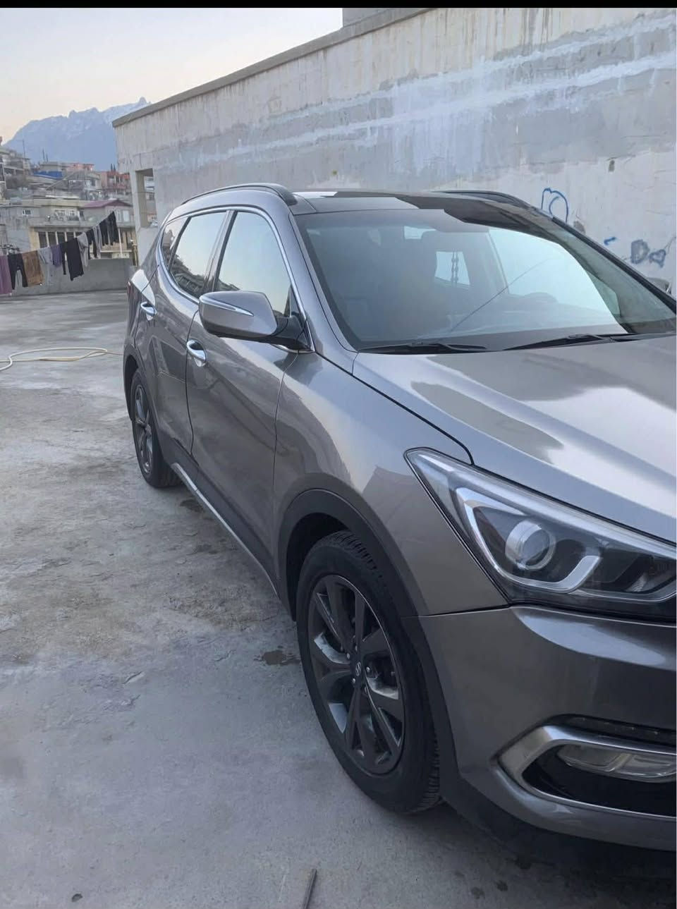 WhatsApp 
***********
سلام عليكم 
هوندا سنتافي ٢٠١٧ فول فول 
٥ كاميره 
كوشن جلد 
حارس بارد 
٢٠ توربو 
رقم م سنوى نو تا ٢٠٢٩
به ناوى خومانه 
بي ته قه و ره قه بي مه سره ف 
جاملغ و بونيت كلير  بي شاني ايربان سوكان سيستم أربيل, العراق
