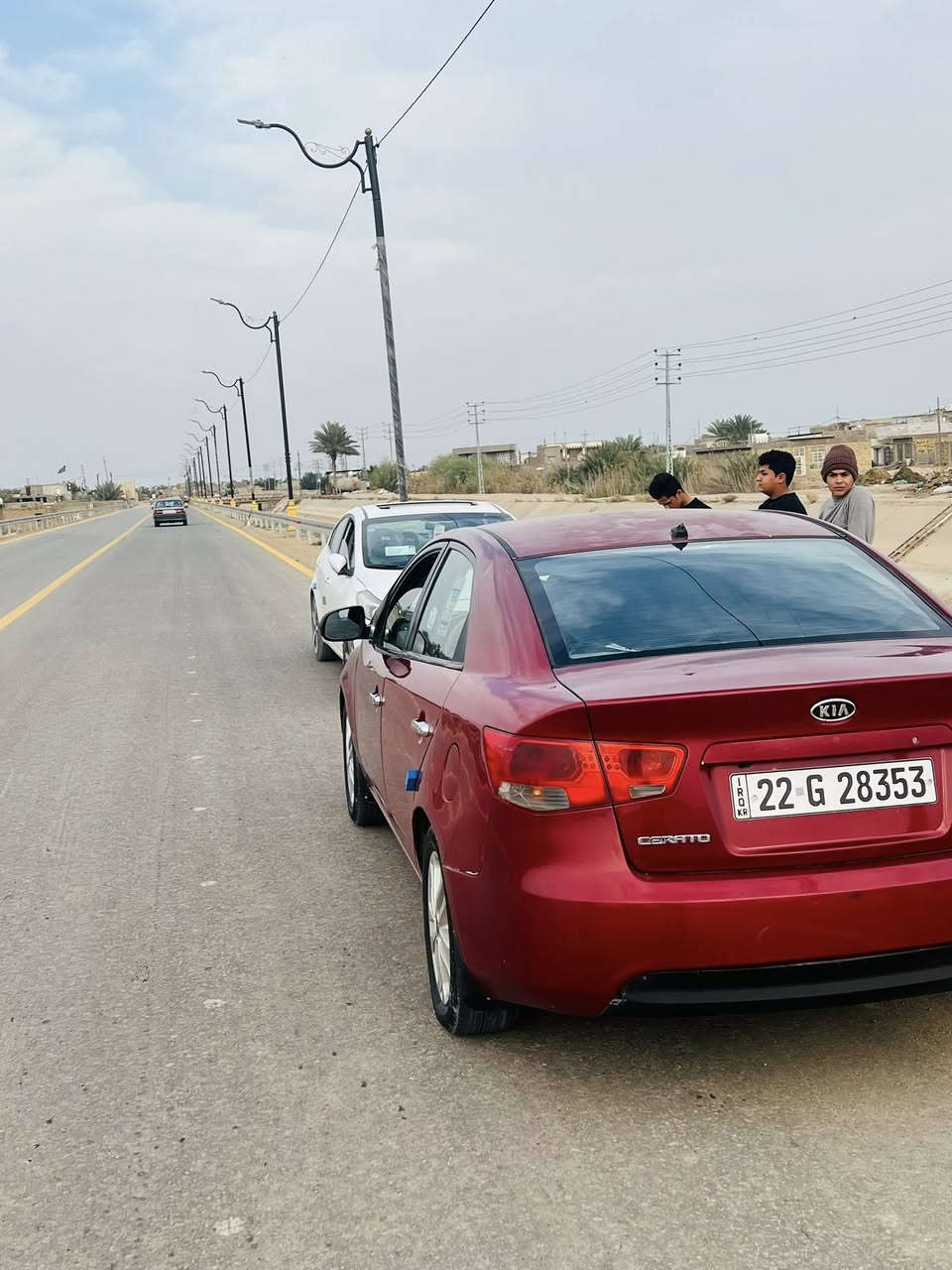 سلام عليكم كيا سيراتو ٢٠١٢ للبيع او المراوس.       وارد كوري مكينه ١٦٠٠  تبريد شغال حداديه حلوه تايراته نضاف سياره جاهزه او حلوه بيه صبغ مكانات اني ابيع حزام  او مكينتها بيه خيط بخار  بس قبق مكينه لا قطره ولا صالنصه 
سياره ناعمه او حلوه او ترايك وين ميعجبك اطلع السعر ٨٠ او بيه مجال  للستفسار رقم *********** واتساب 
*********** هاتف عنوان نجف كوفه 
او التواصل خاص
