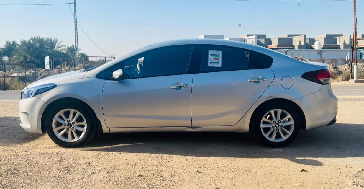 السلام عليكم سيراتو خليجي 2018 محرك 1600 تبديل بابين اصلي بدون صبغ بدون عابر والباقي كفاله محرك مامفتوح نص مواصفات  تبريد ثلج حداديه تخم تاير خير من الله رقم بغداد مصفره غرمات تحويل مباشر جاهزه للخير السعر 132 وبيه مجال لطيبين مكاني رميثه سونار موجود ستفسار *********** اتصال 
*********** واتساب
