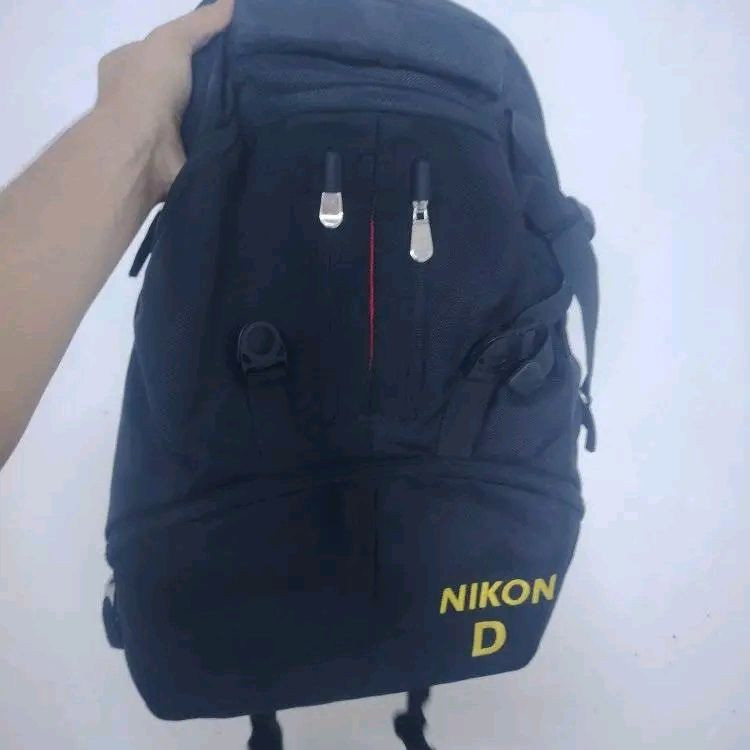 سلام عليكم
ملحقاتها كامره للبيع، جديد
حزام كتف نيكون وعندي كانون السعر الواحد 10 الاف

جنطه كامره نيكون ضهر مقسمه السعر 45 الف

جيلاتين نيكون برهم على 7000 و 7100 و 7200 السعر 10 الاف

كرب كامره نيكون 7000 و 7100 و 7200  السعر 25 الف

ومتوفر شركات توصيل


**إذا كنت صاحب هذا الإعلان وتريد حذفه لأي سبب، رجاءا أرسل رسالة إلى الدعم الفني**