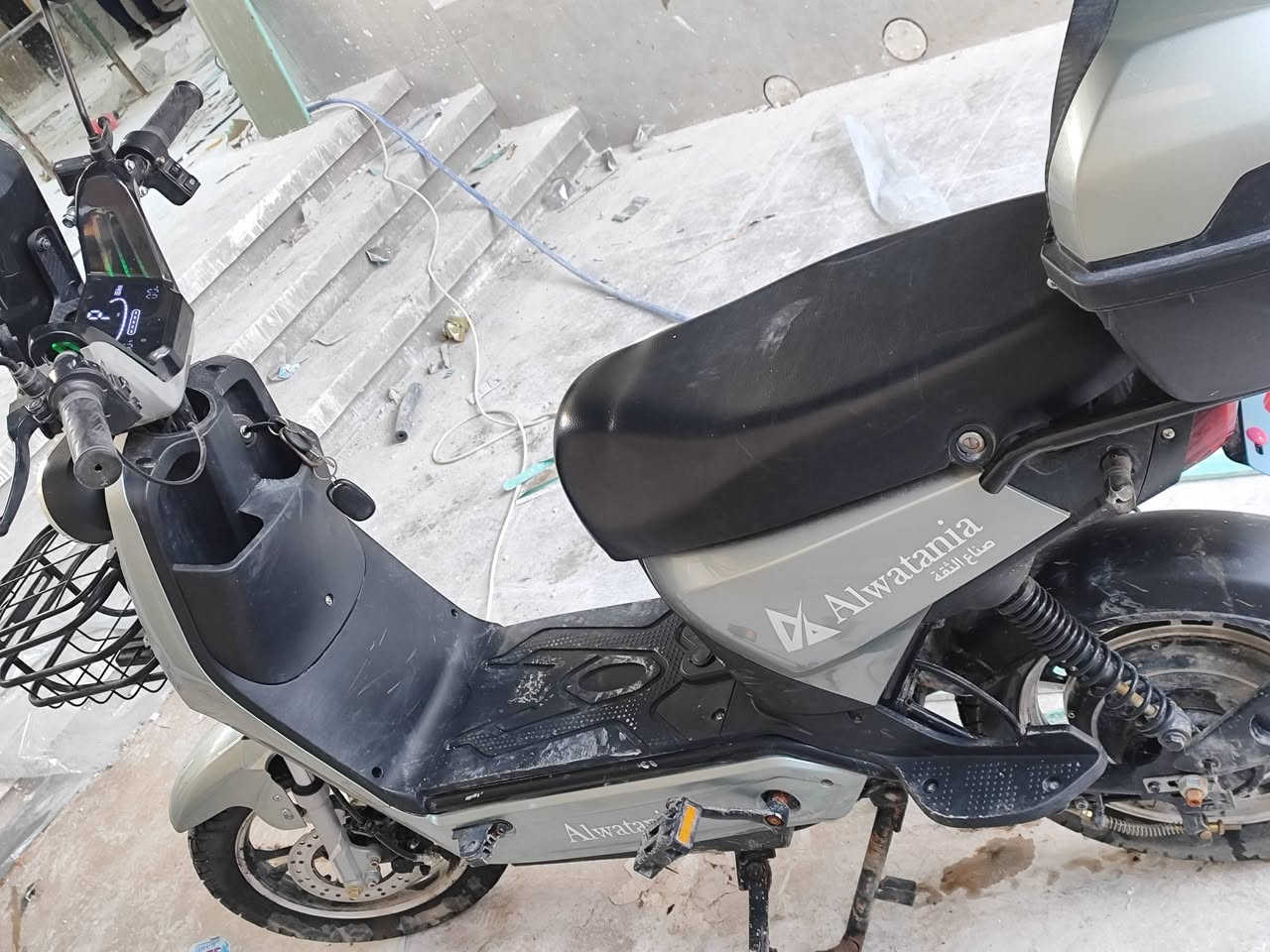 ماطور شحن
نظام امان P 
سرعة 55 
بطاريات 100٪100 
السعر 300 وبي مجال 
***********‪ 
الرقم بي واتساب
