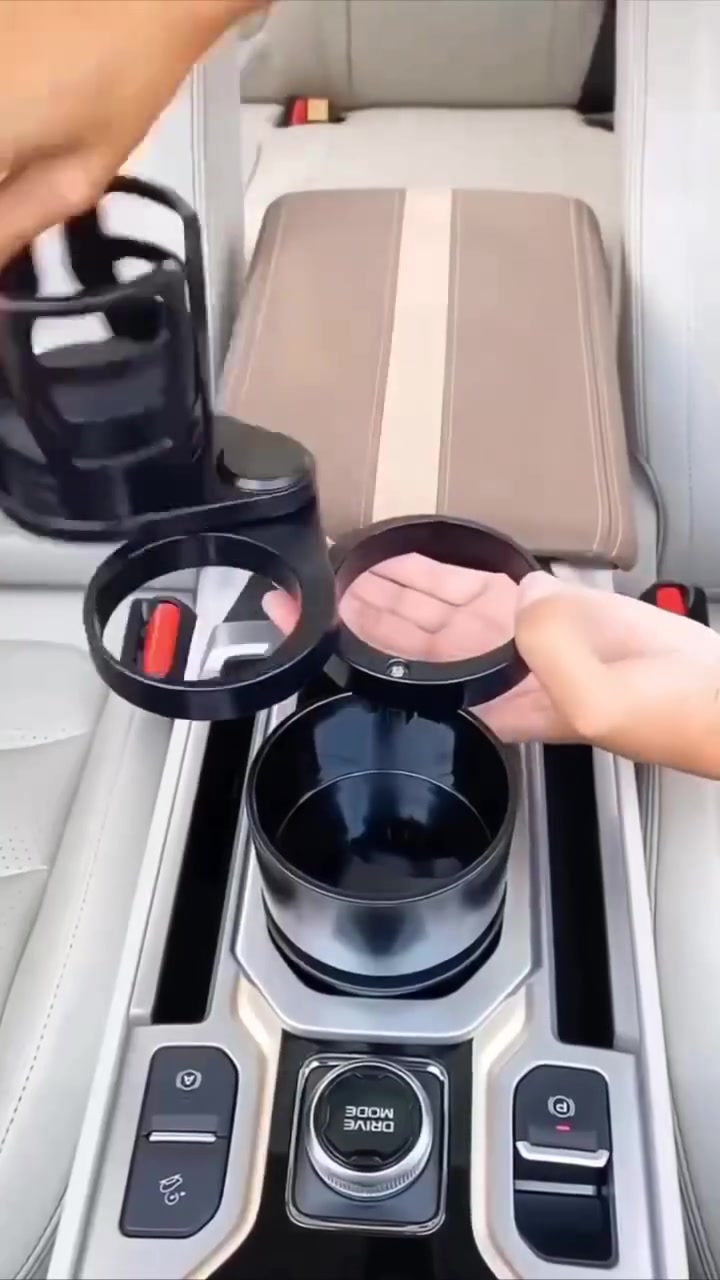 حامل اكواب السيارة 2 في 1 الجدييد كليا 🔥🔥

 تعاني من المساحة الصغيرة في سيارتك  ، حامل أكواب السيارة متعدد الاستخدام راح يسهل عليك ويرتبلك كل اغراضك و تستمتع بمشروبك المفضل ٱثناء القيادة 

✔ متعدد الأستخدام بمساحة مناسبة للأكواب والكروت والمفاتيح والنظارات
✔ استمتع بمشروبك وقت القيادة  من غير قلق 
✔ ثابت وآمن لوضع الهاتف والمفاتيح
✔ خامة متينة وتصميم جميل
✔ مناسب لجميع أنواع السيارات


**إذا كنت صاحب هذا الإعلان وتريد حذفه لأي سبب، رجاءا أرسل رسالة إلى الدعم الفني**