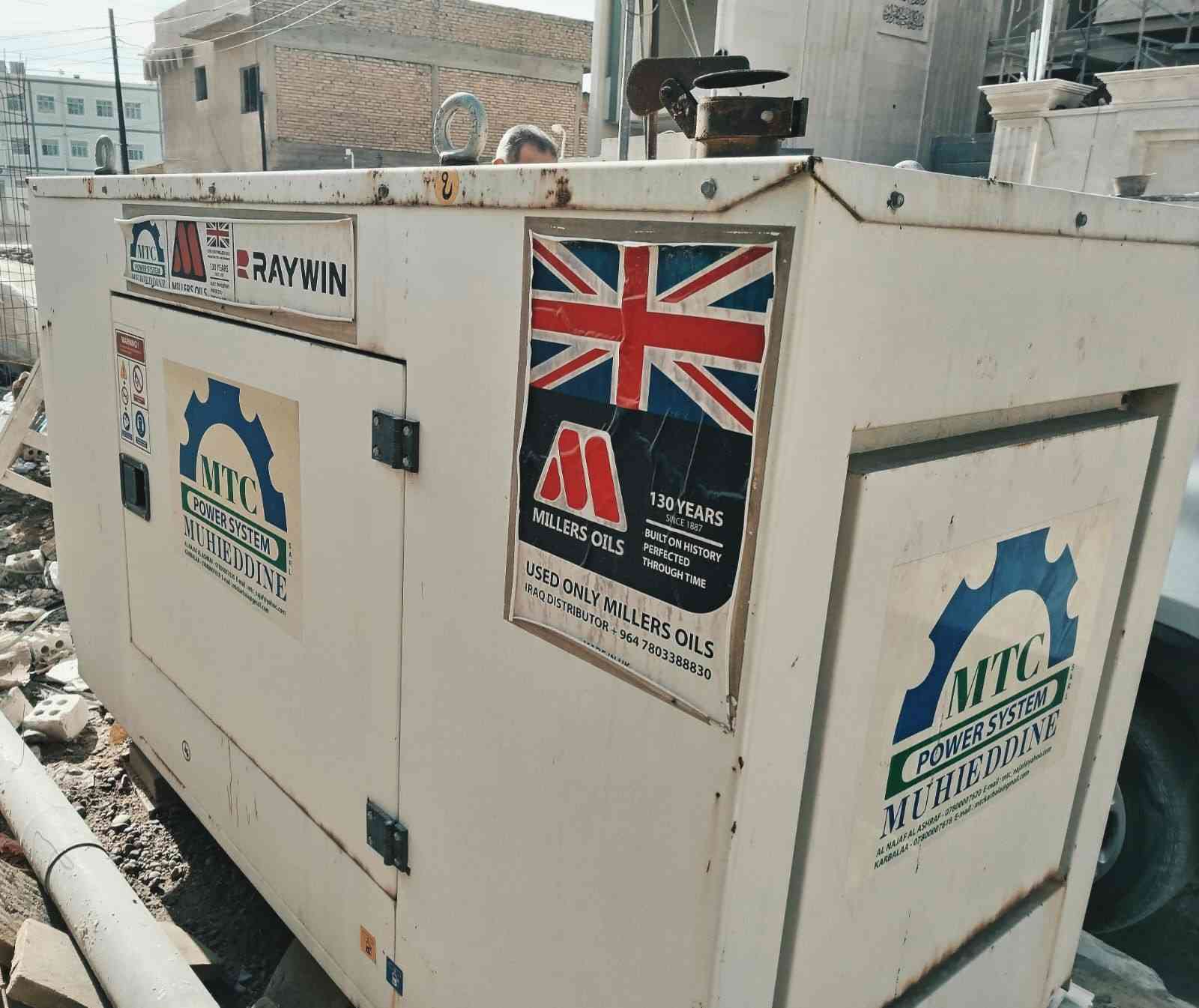 #للبيع
مولدة رايوان 20KVA
كاتم إمتياز انكليزي-مصنع بالصين
البم انكليزي اصلي
موديل ٢٠٢٢
البورد تحويل اوتوماتيك سعة ١٢٥ امبير
مع مجموعة حماية كاملة(وطنية،مولدة)
تم شراءها زيرو في ٢٠٢٢/٦/٥
شغاله بحالة ممتازة جدا
سعر البيع ستة مليون مع مجال بسيط
للتواصل مباشر او واتساب على الرقم
0781 642 2477
2477 642 0781
(النقل علينه)
وهاي صور المولدة من كل الجهات
