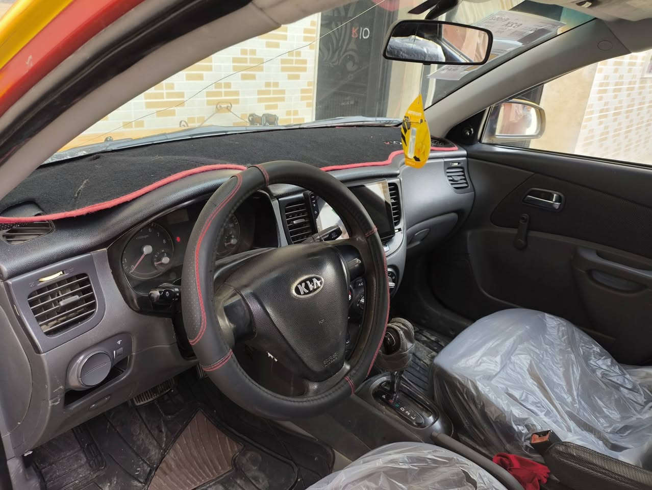 كيا ريو 2007 
امريكي محرك 1600 كير اوتو 
ضرر جاملغ امامي تبديل باقي تفاصيل اتصل وتدلل 
السعر 82 تحويل داخل الموصل
***********
