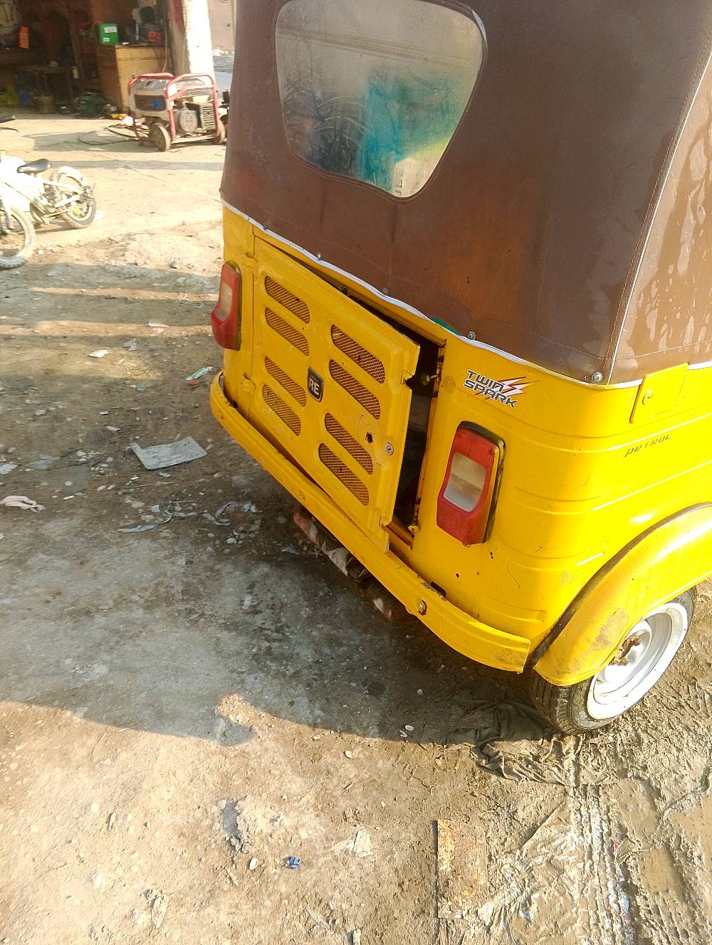 تكتك موديل 20 شهر 12 رقم كليزي سنويه بابل  تكتك بسمي تحويل مباشرة 
