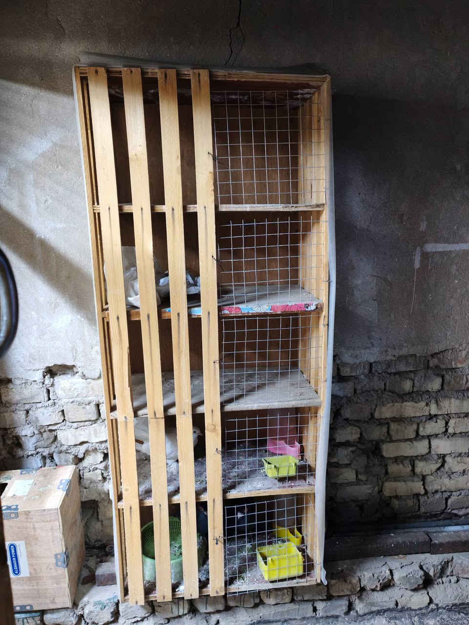 السلام عليكم متاح رف ابو الخمس خانات ما زق
العرض٦٥.    نزال ٣٠. الطول ١٥٠
المكان الحبيبية


**إذا كنت صاحب هذا الإعلان وتريد حذفه لأي سبب، رجاءا أرسل رسالة إلى الدعم الفني**