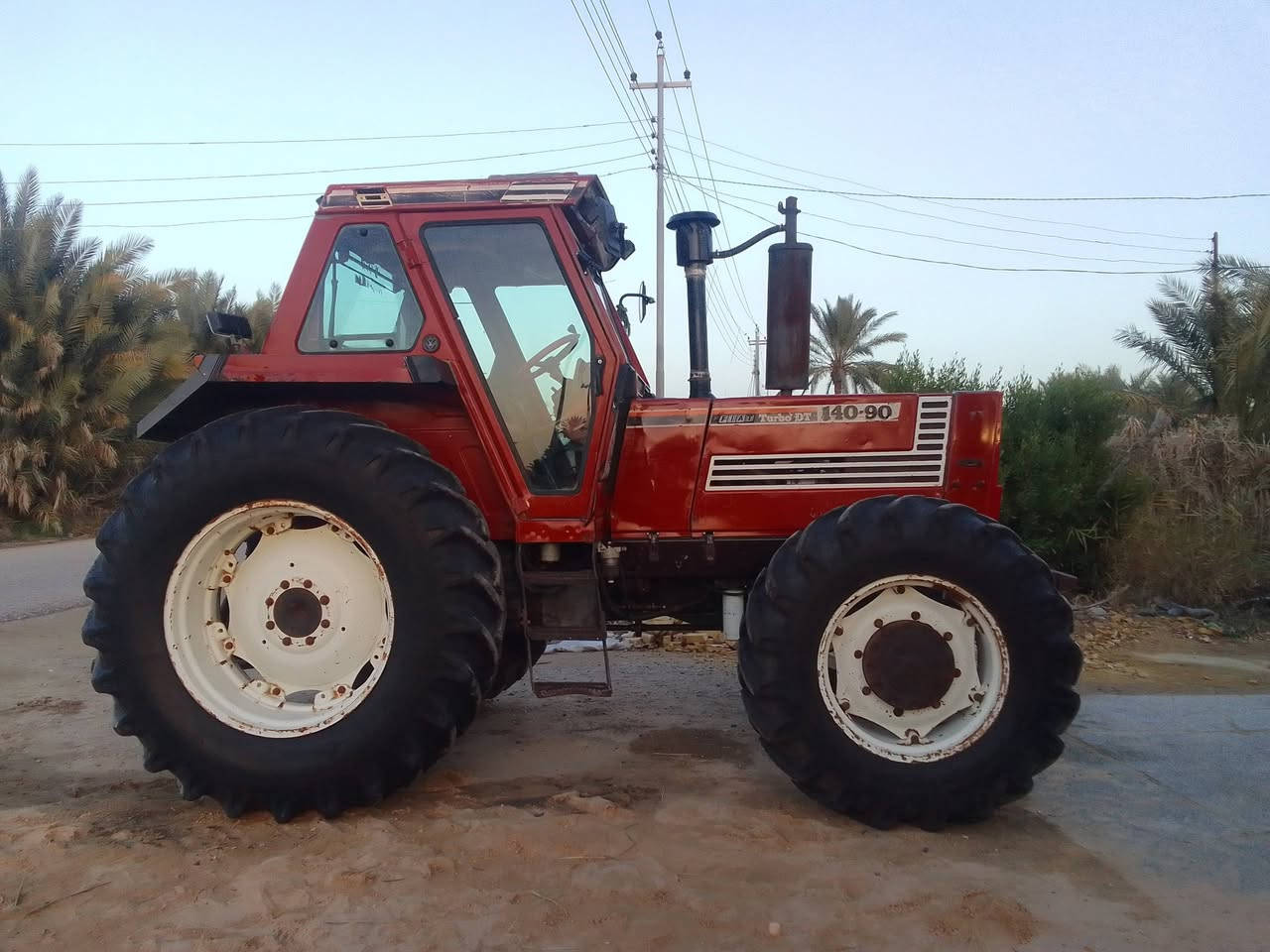 السلام عليكم للبيع مكينه حجم 140 رقم وسنويه ***********
