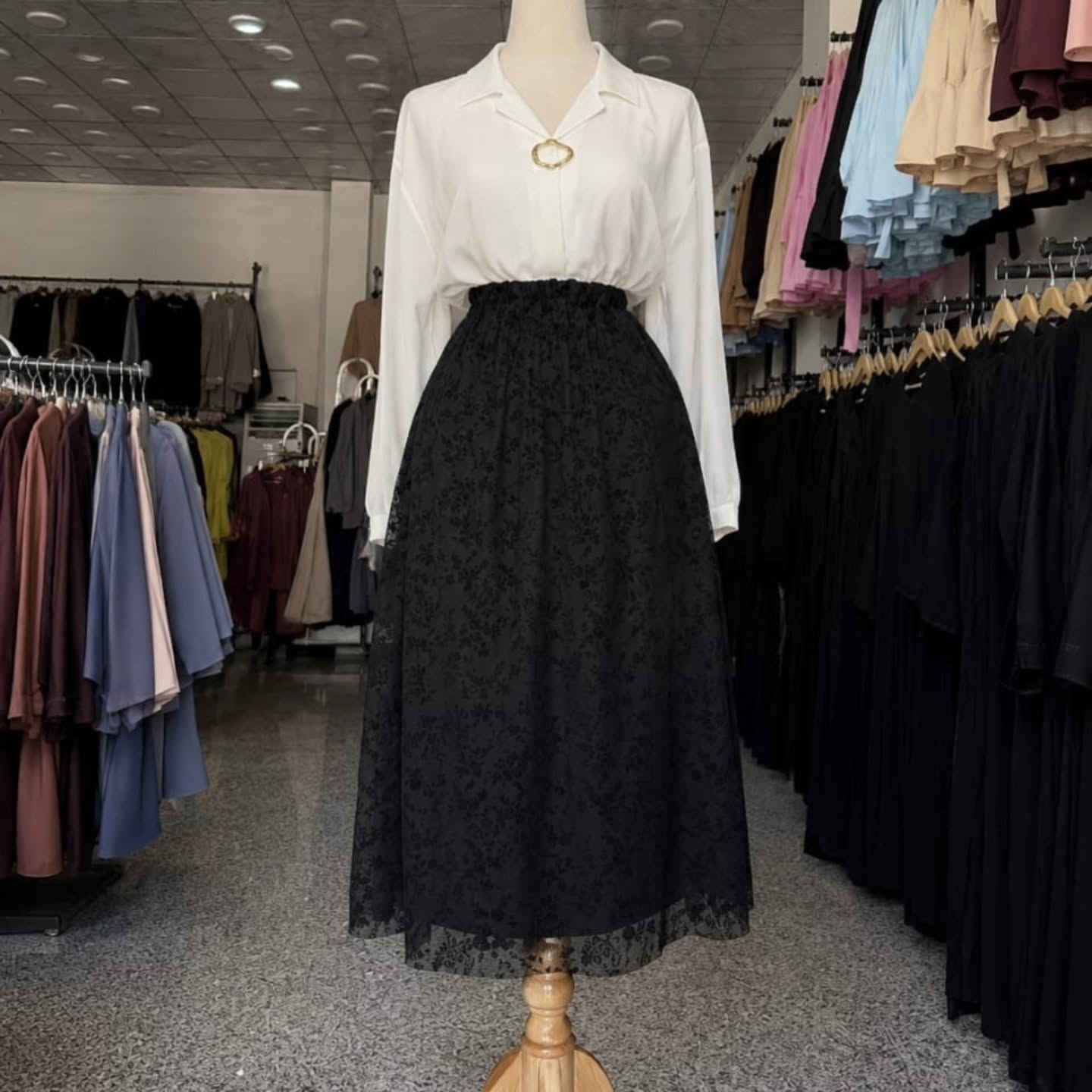 🎉 بمناسبة الافتتاح 🎉

تنورة + قميص بهل الجمال ✨👗
القطعتين بـ 35 ألف دينار فقط 😍

لا تفوتون العرض، الكمية محدودة 💖متوفر جميع القياسات 
أهلاً وسهلاً بيكم في AR للأزياء 🌸 #بنات #مناسبات #محافظات @للجميع


**إذا كنت صاحب هذا الإعلان وتريد حذفه لأي سبب، رجاءا أرسل رسالة إلى الدعم الفني**